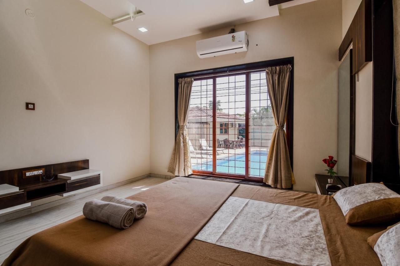 Lifeline Villas - Luxurious Taraangan 4 Mountain View Villa With Biggest Pool And Huge Open Area Лонавала Екстериор снимка
