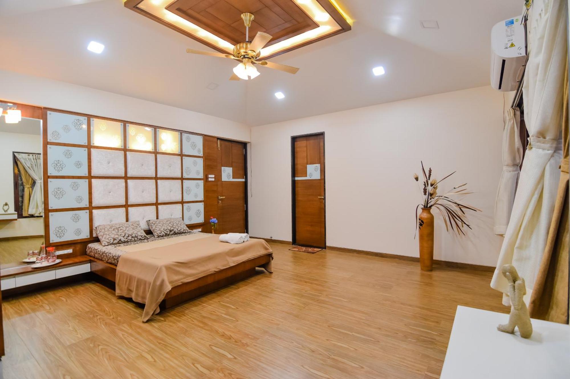 Lifeline Villas - Luxurious Taraangan 4 Mountain View Villa With Biggest Pool And Huge Open Area Лонавала Екстериор снимка
